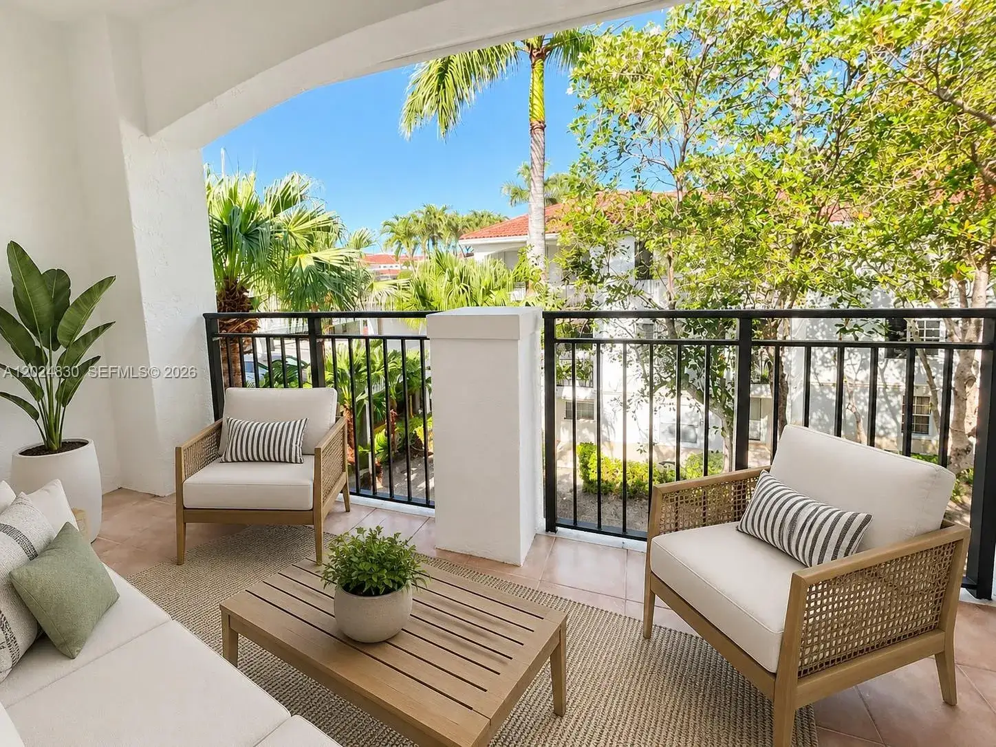 2 bedroom 2 bath Residential Lease for rent at 3205 NE 184th St # 9306, Aventura FL 33160