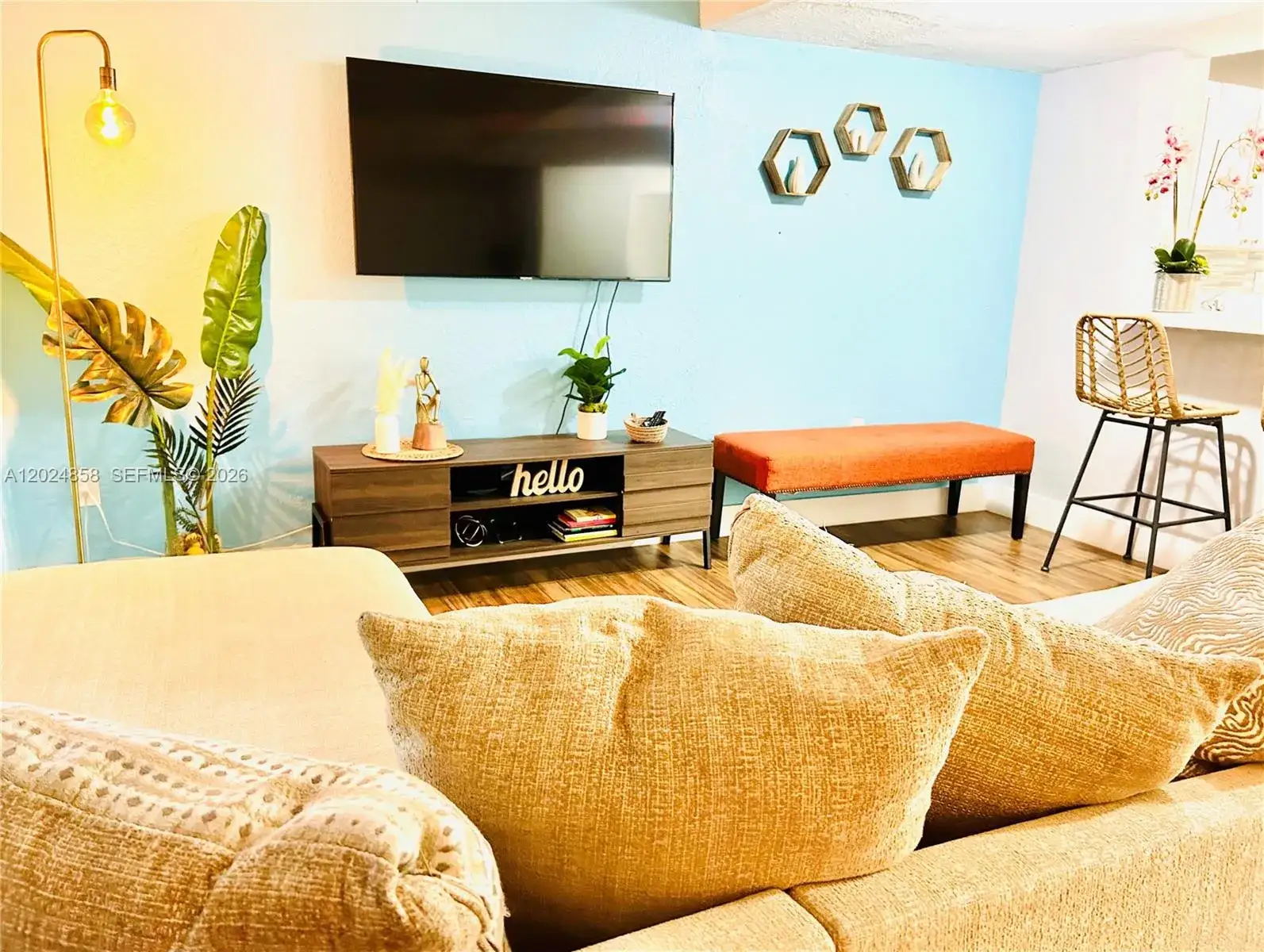 2 bedroom 1 bath Residential Lease for rent at 1011 NW 7th Ave # 1011, Miami FL 33136