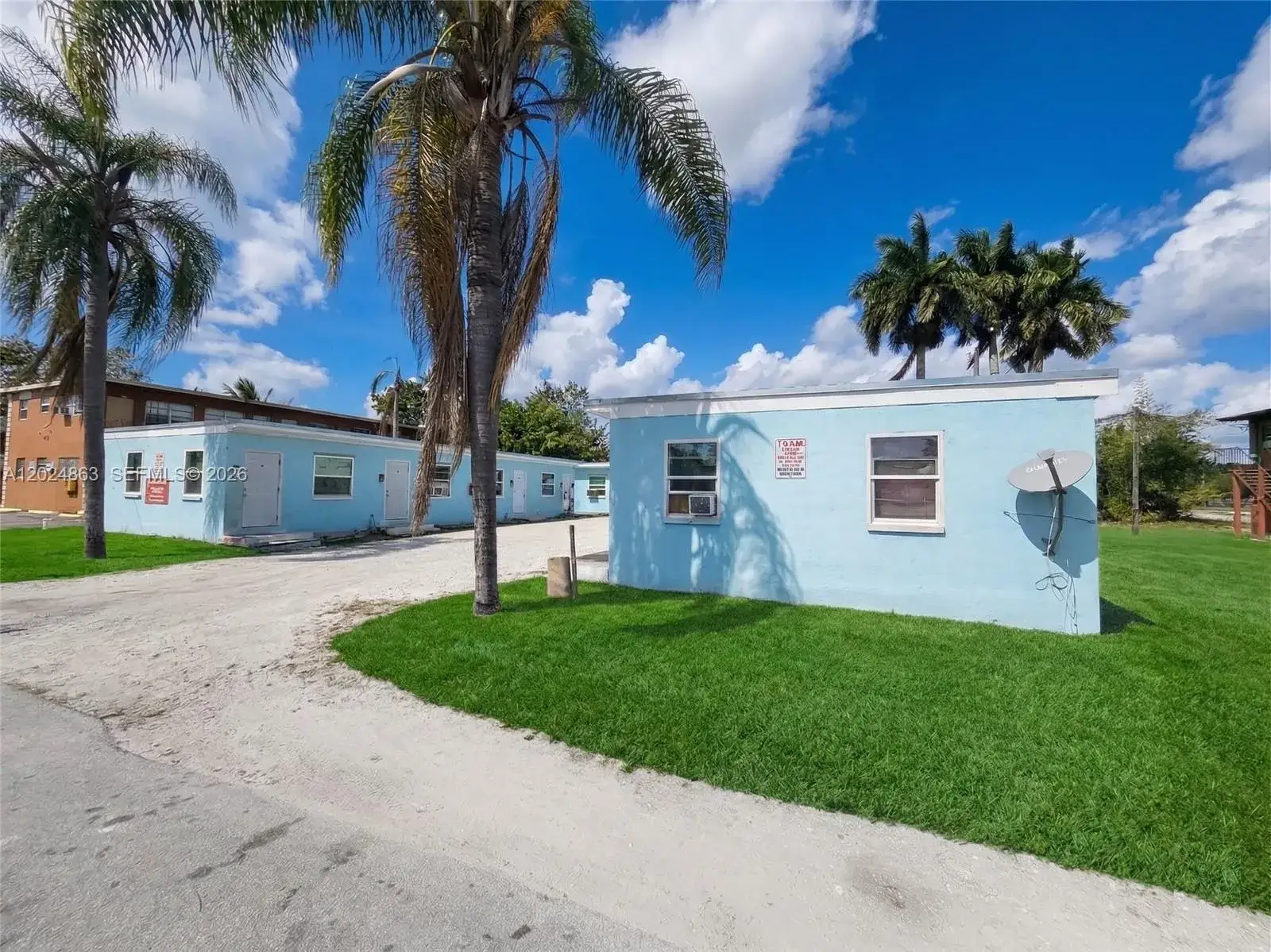 Residential Income for sale at 625 W Avenue A, Belle Glade FL 33430