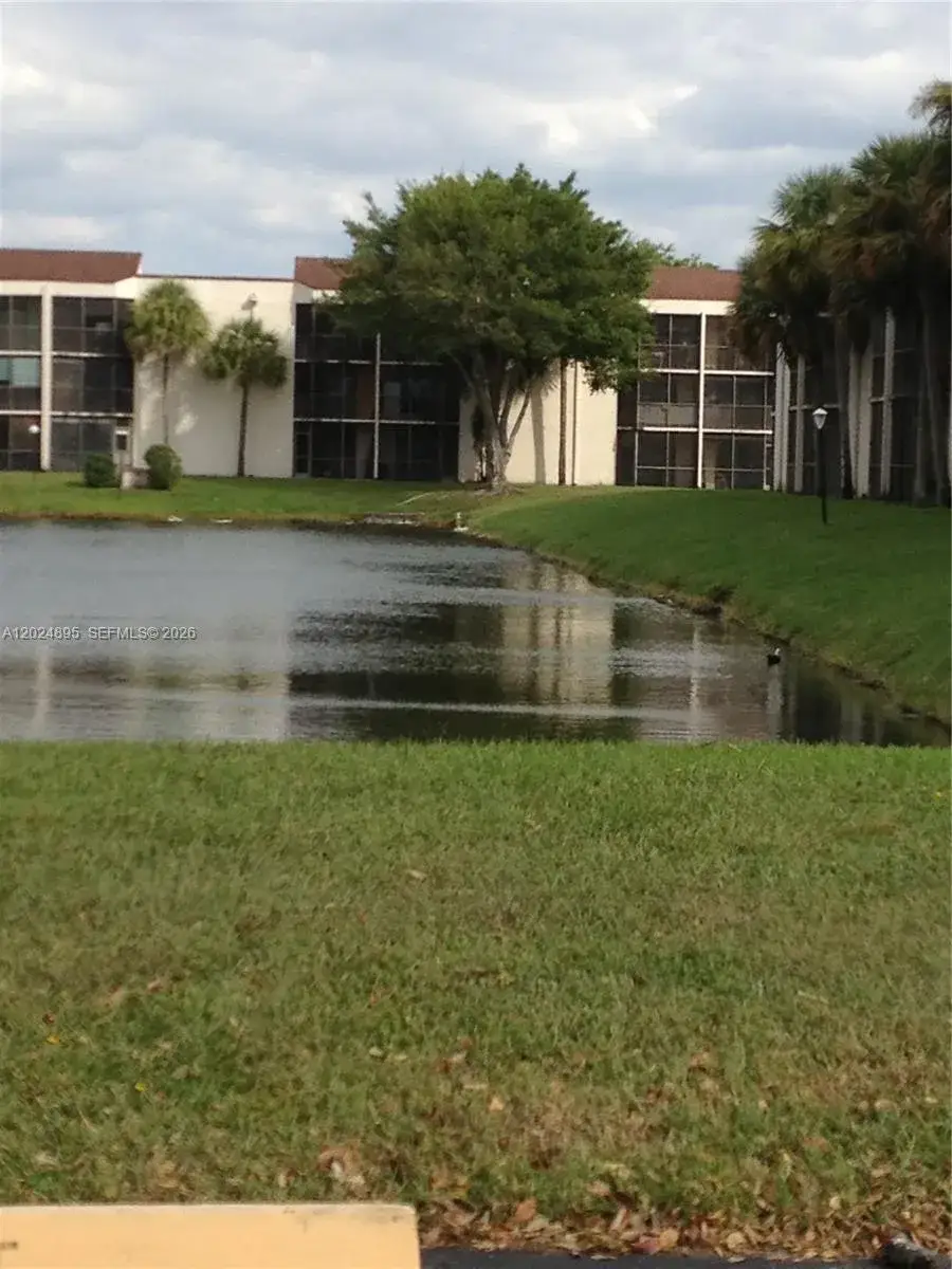 2 bedroom 2 bath Residential Lease for rent at 3399 Foxcroft Rd # 208, Miramar FL 33025