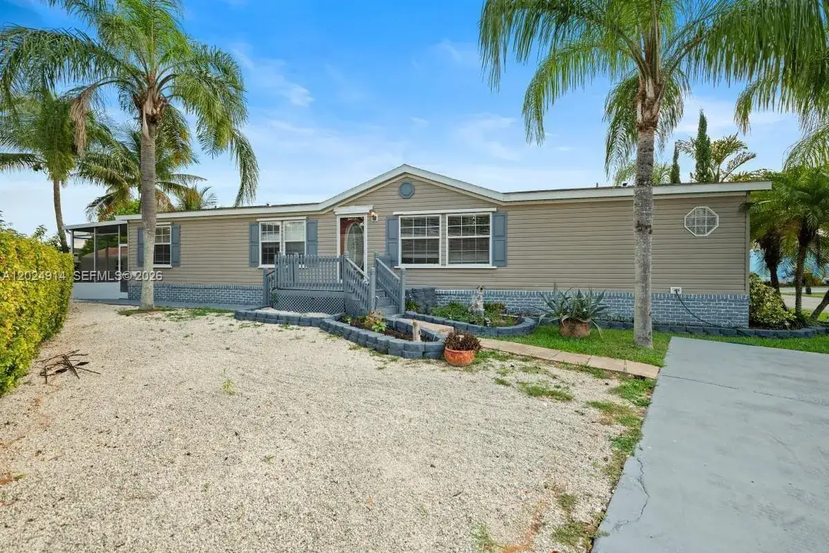 3 bedroom 2 bath Residential for sale at 34875 SW 188th PL, Homestead FL 33034