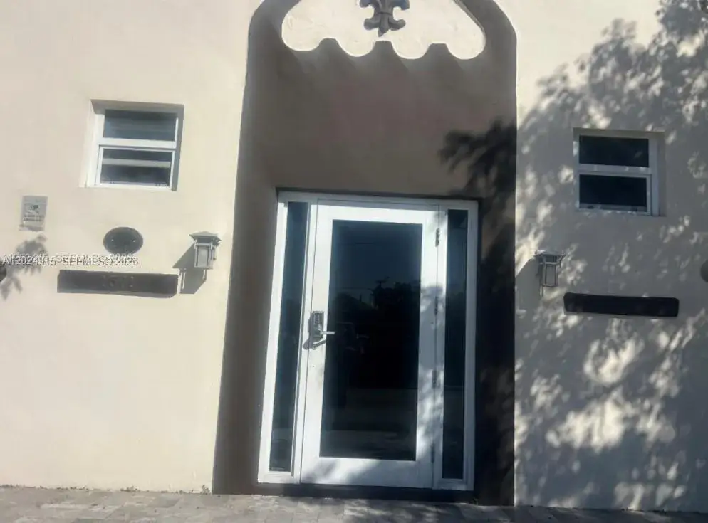2 bedroom 1 bath Residential Lease for rent at 1505 SE 2nd Ct # 3, Fort Lauderdale FL 33301
