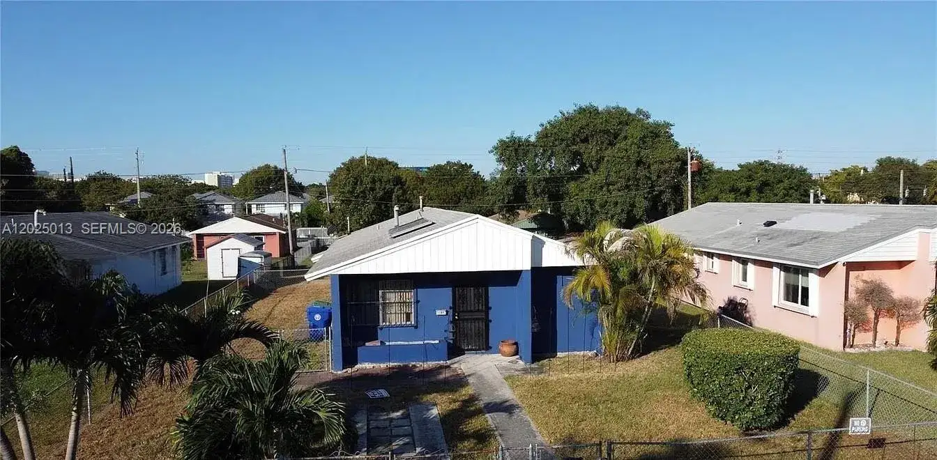 4 bedroom 2 bath Residential Lease for rent at 1938 NW 2nd Ct, Miami FL 33136