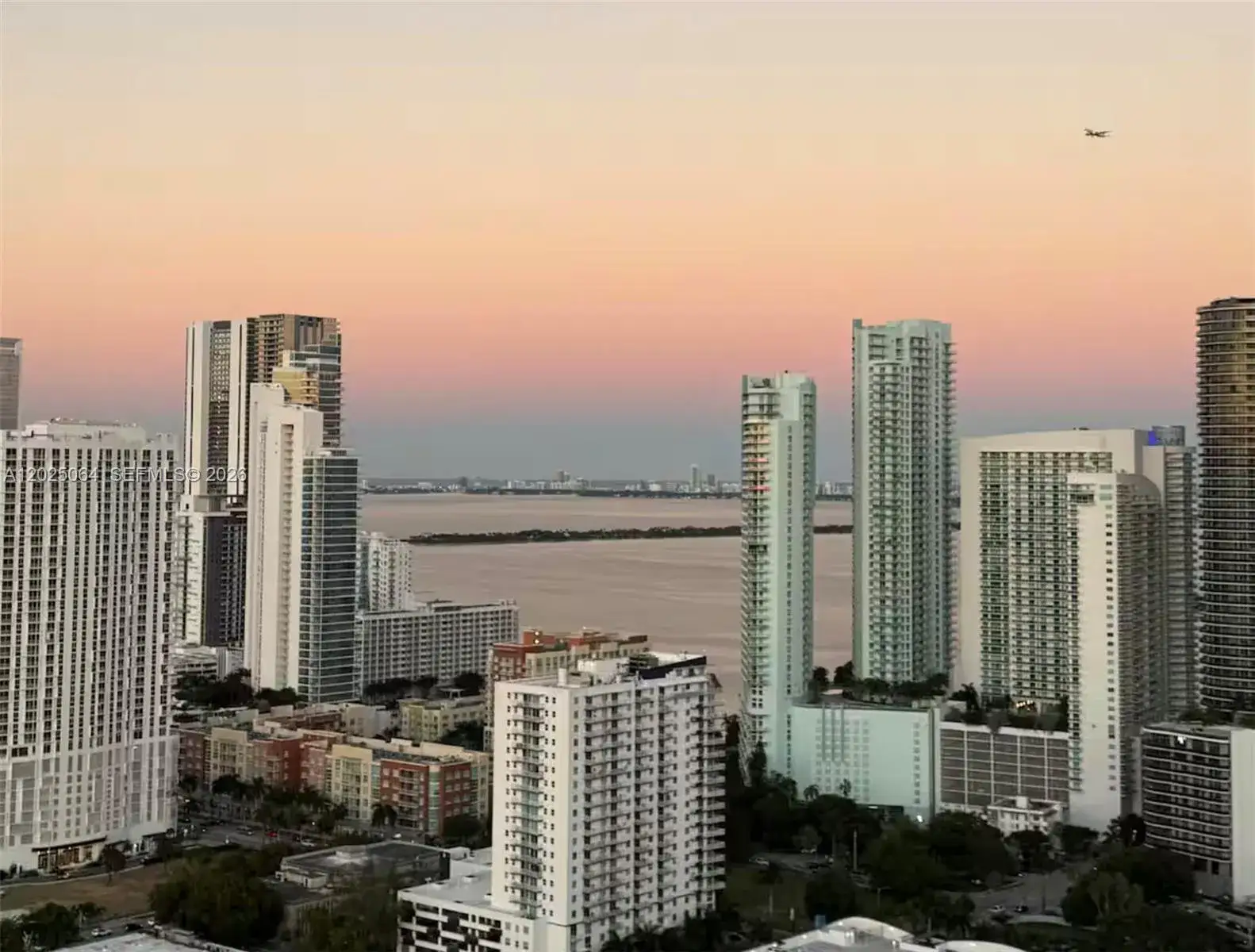1 bedroom 1 bath Residential for sale at 1600 NE 1 AVE # 3519, Miami FL 33132