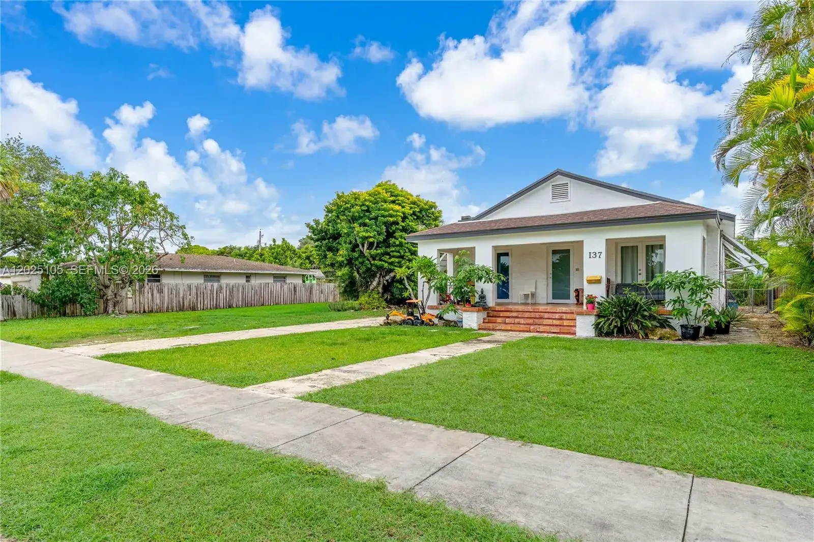 3 bedroom 1 bath Residential for sale at 137 NW 20th St, Homestead FL 33030
