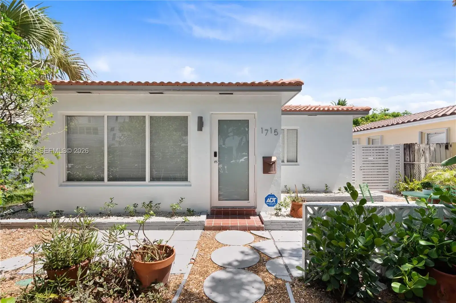 3 bedroom 2 bath Residential Lease for rent at 1715 Jefferson St # 0, Hollywood FL 33020