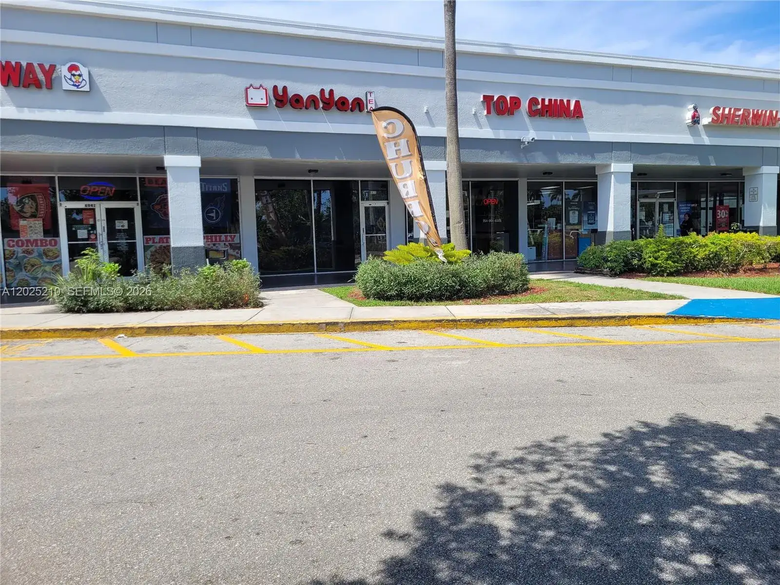 Commercial Sale for sale at 6935 Taft, Hollywood FL 33125