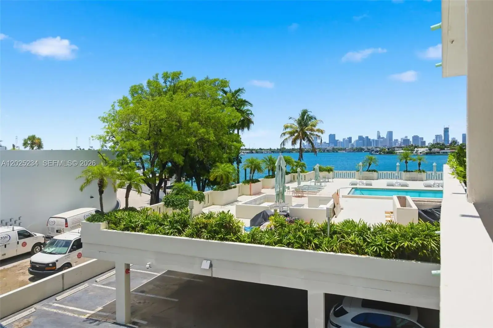 1 bedroom 1 bath Residential for sale at 5 Island Ave # 2F, Miami Beach FL 33139
