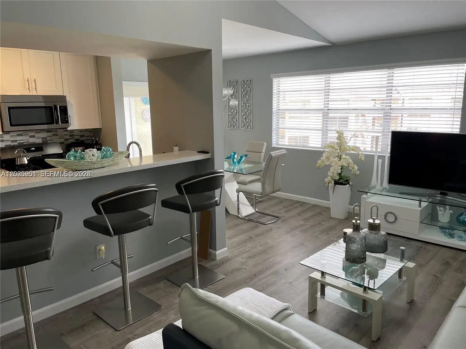 2 bedroom 2 bath Residential Lease for rent at 15285 SW 107th Ln # 206, Miami FL 33196