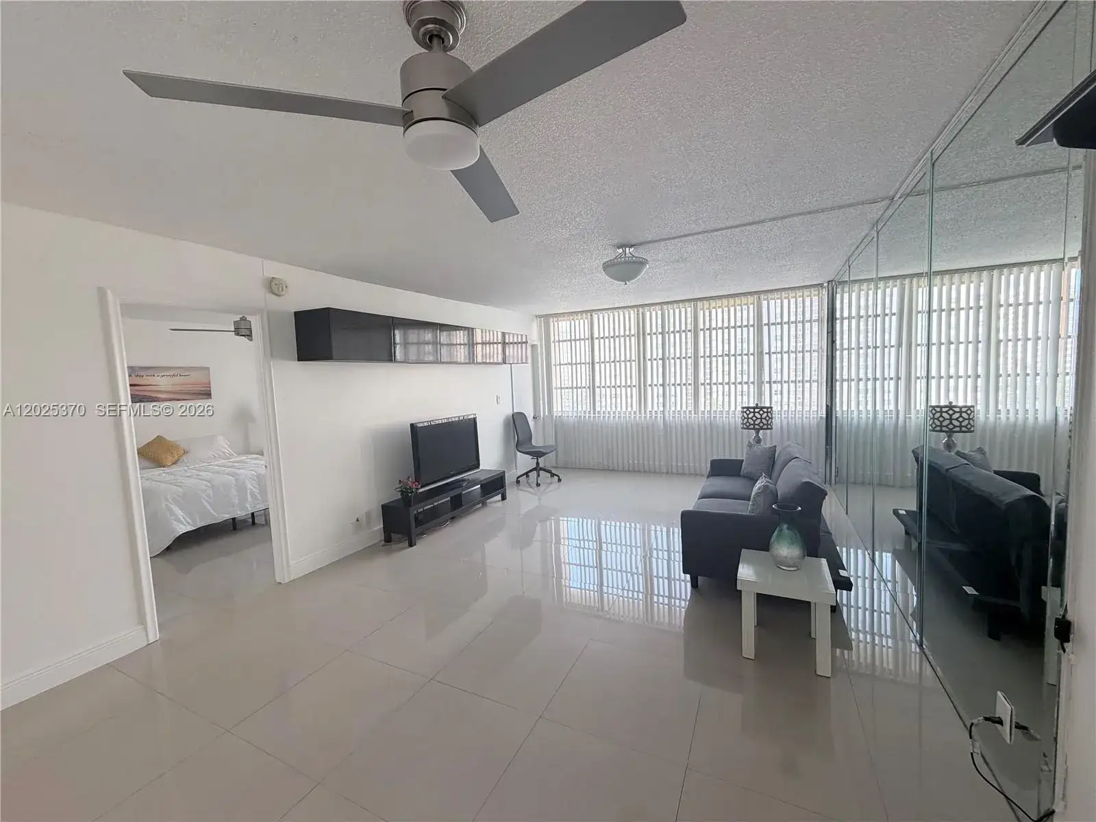 1 bedroom 1 bath Residential Lease for rent at 1825 S Ocean Dr # 611, Hallandale Beach FL 33009