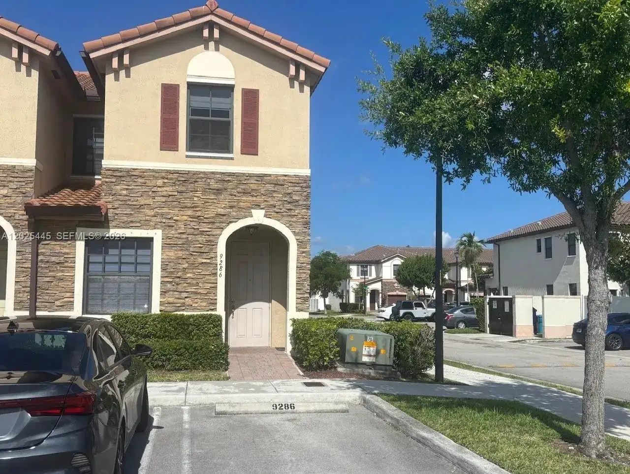 3 bedroom 2 bath Residential Lease for rent at 9286 W 33rd Ln, Hialeah FL 33018