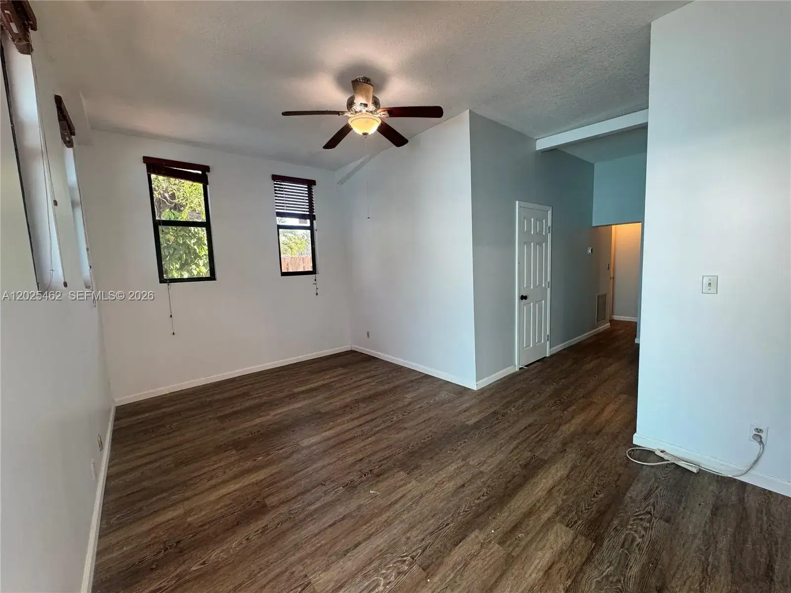3 bedroom 2 bath Residential Lease for rent at 823 NE 19th Ave # 3, Fort Lauderdale FL 33304