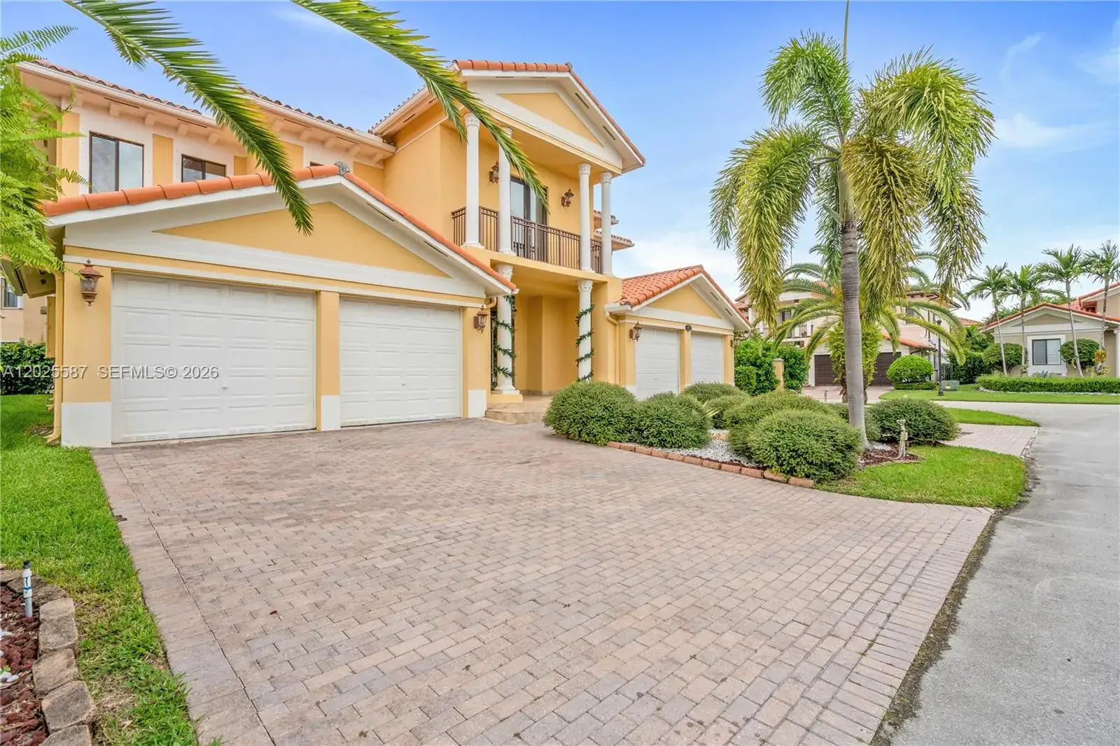 5 bedroom 4 bath Residential for sale at 19508 SW 79th Ct, Cutler Bay FL 33157