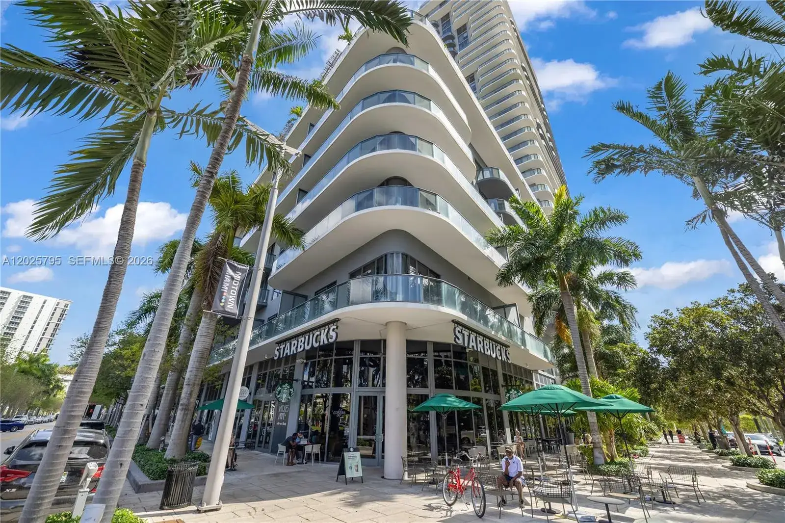 1 bedroom 1 bath Residential Lease for rent at 121 NE 34th St # 2111, Miami FL 33137