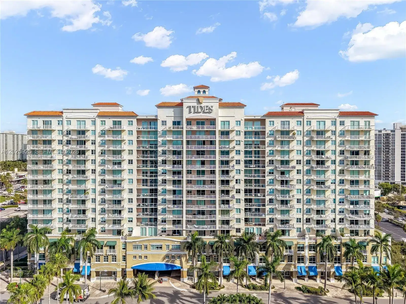 1 bedroom 1 bath Residential for sale at 3020 NE 32nd Ave # 716, Fort Lauderdale FL 33308
