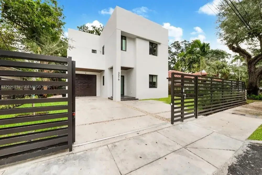 4 bedroom 4 bath Residential Lease for rent at 3379 William Ave, Miami FL 33133