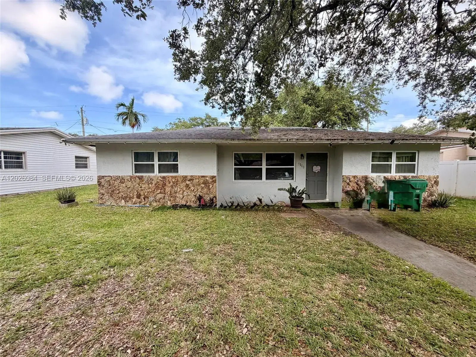 5180 SW 27th Ter, Dania Beach FL 33312