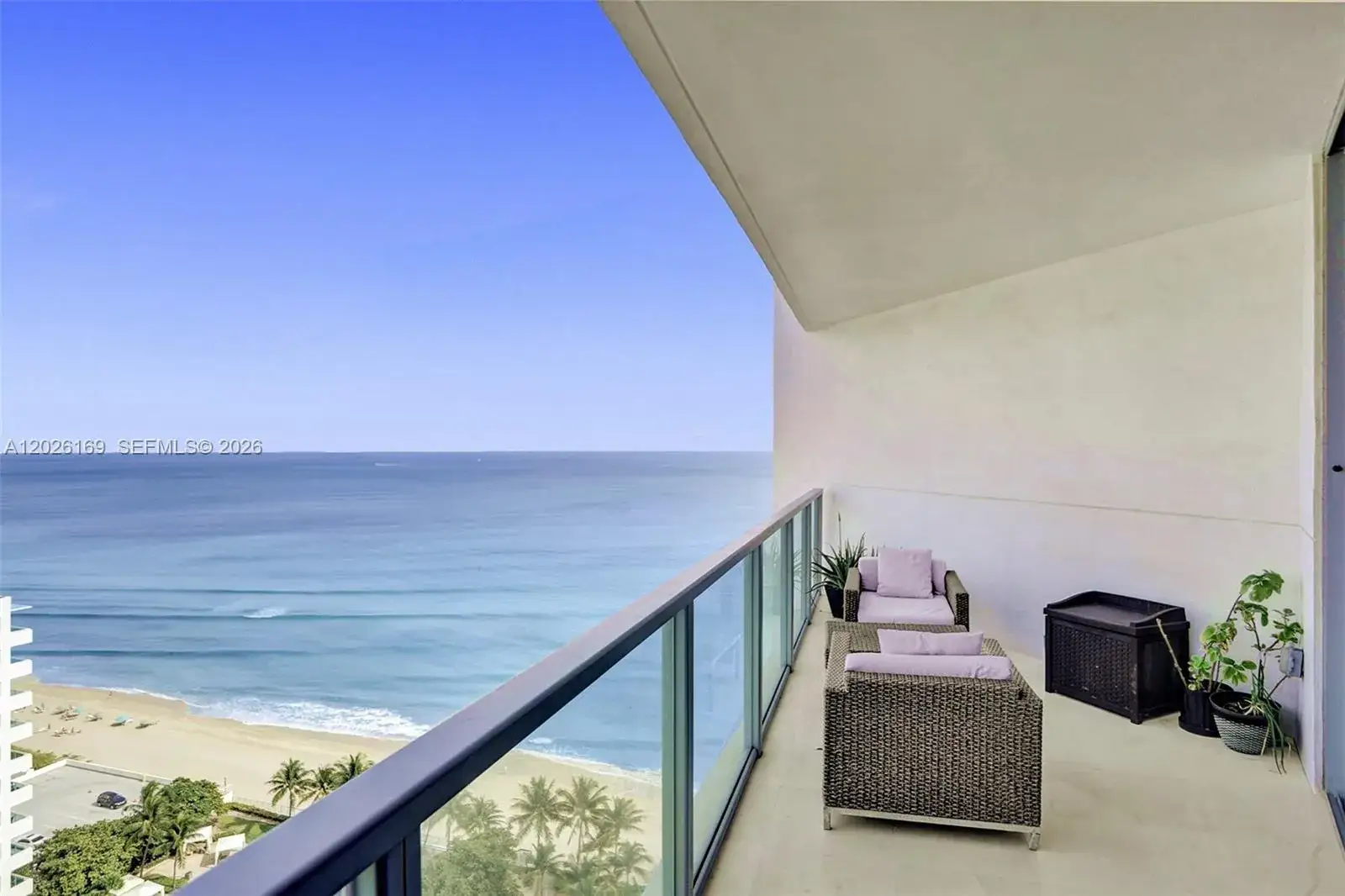 2 bedroom 3 bath Residential Lease for rent at 3101 S Ocean Dr, Hollywood FL 33019
