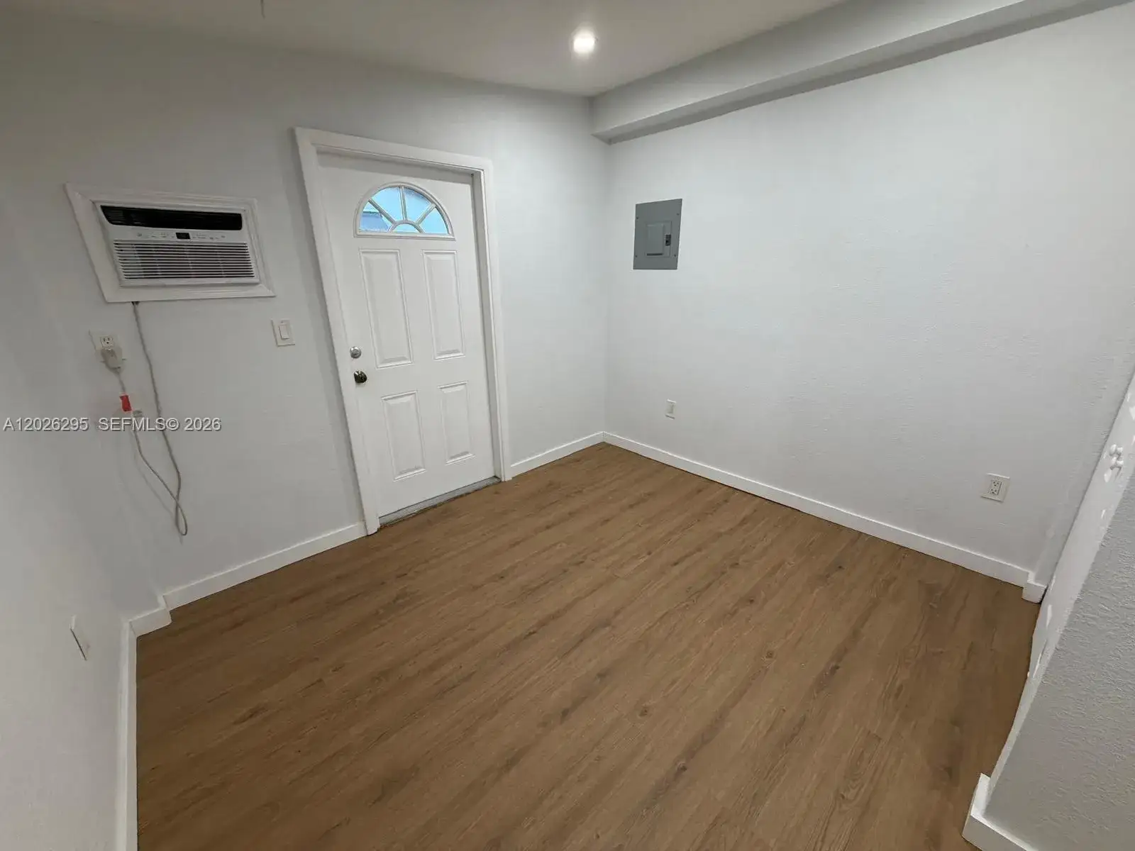 1 bedroom 1 bath Residential Lease for rent at 19360 SW 116th Ave # 0, Miami FL 33157