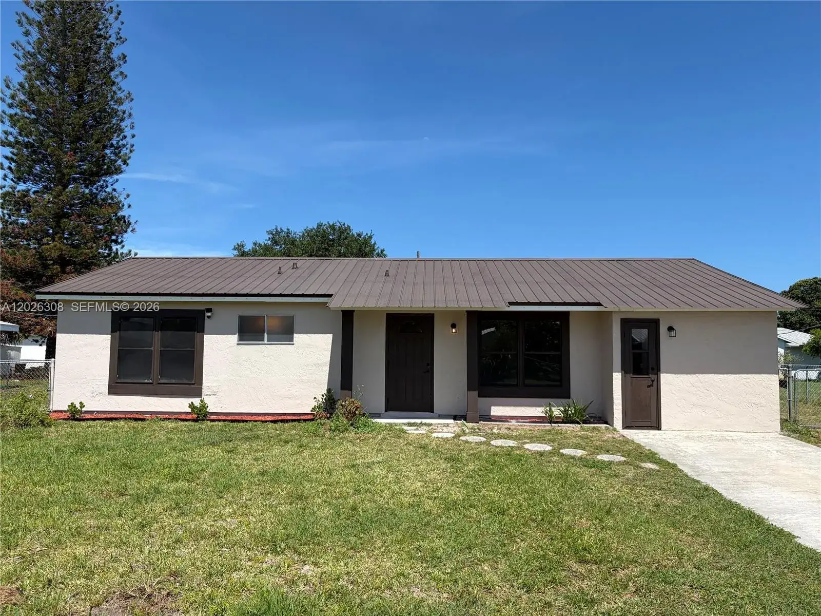 4 bedroom 1 bath Residential for sale at 653 NE Atlas Avenue, Palm Bay FL 32905