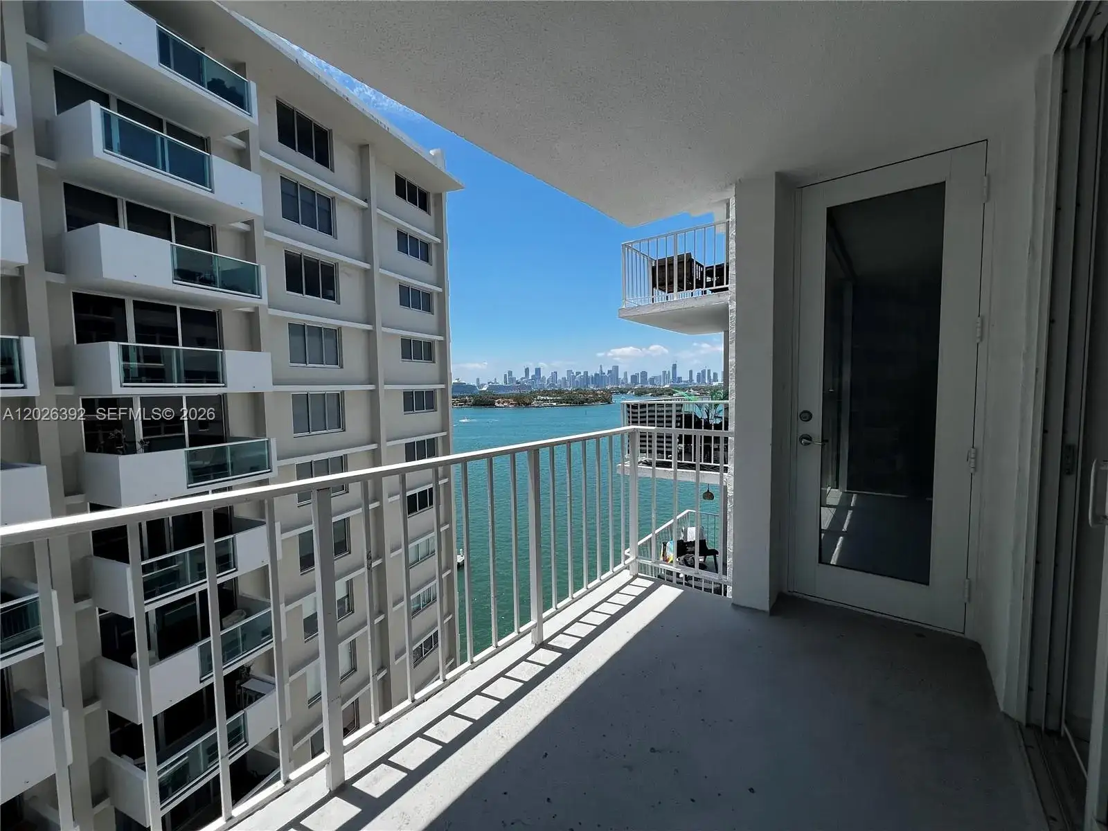 1 bedroom 1 bath Residential Lease for rent at 1228 West Ave # 1114, Miami Beach FL 33139