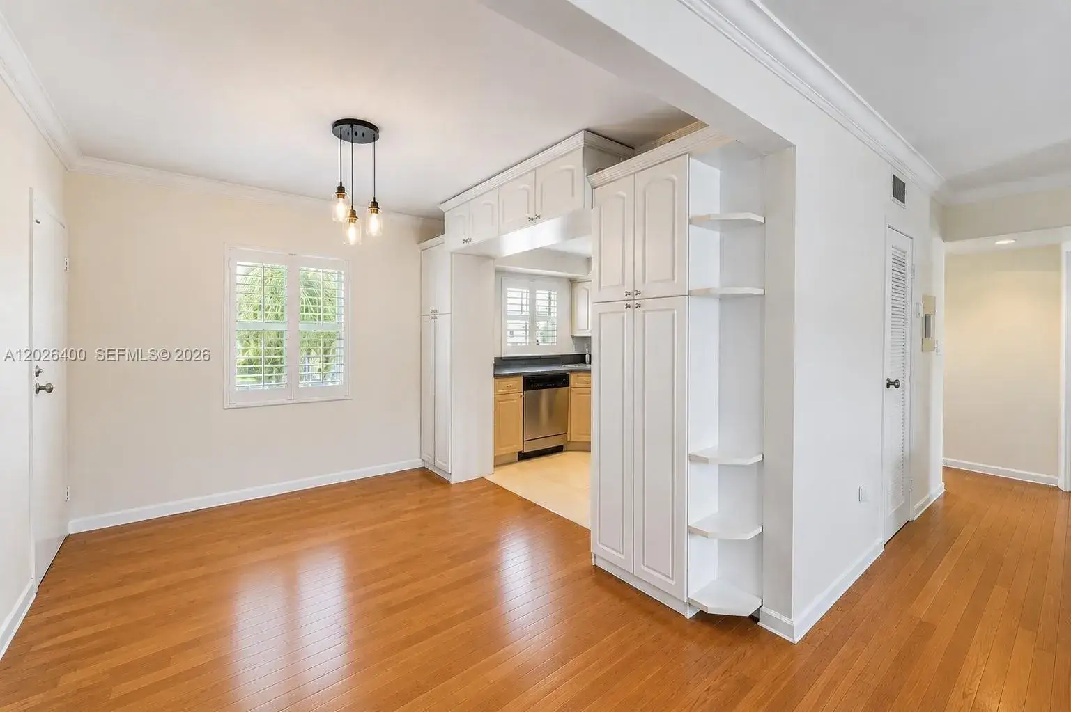 2 bedroom 1 bath Residential Lease for rent at 7720 SW 54th Ct # D, Miami FL 33143