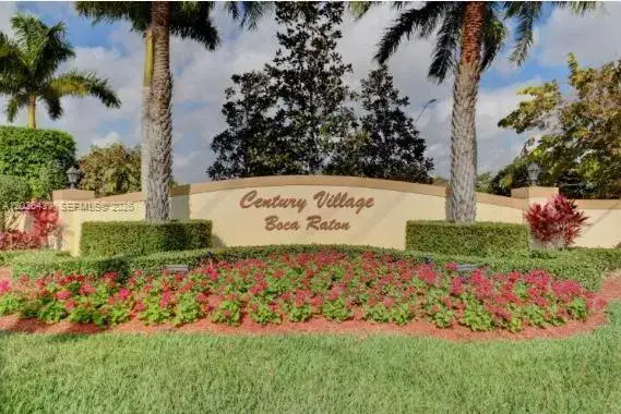 2 bedroom 1 bath Residential Lease for rent at 449 Fanshaw K # 449, Boca Raton FL 33434