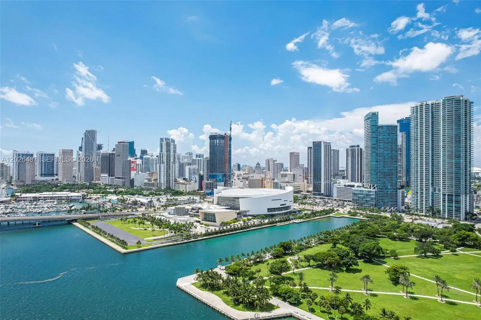 2 bedroom 2 bath Residential Lease for rent at 900 Biscayne Blvd # 4412, Miami FL 33132
