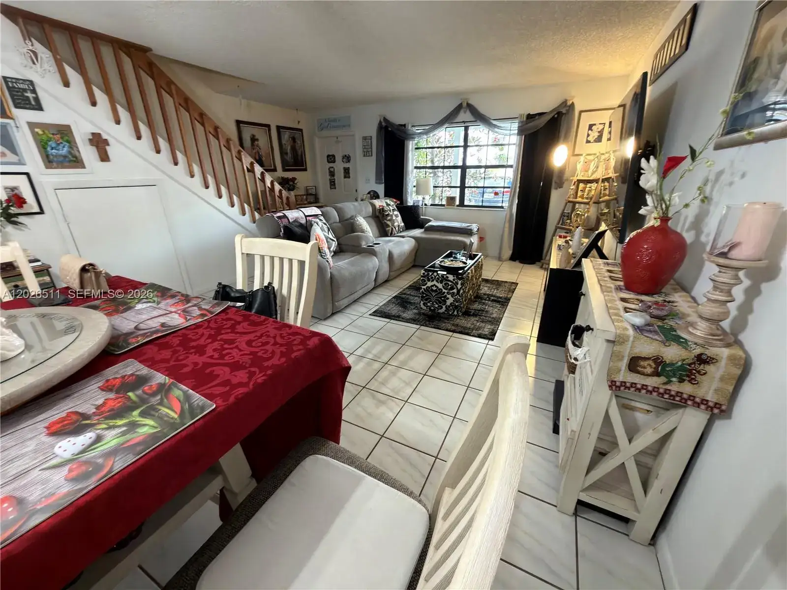 2 bedroom 2 bath Residential for sale at 10428 NW 3rd St, Pembroke Pines FL 33026