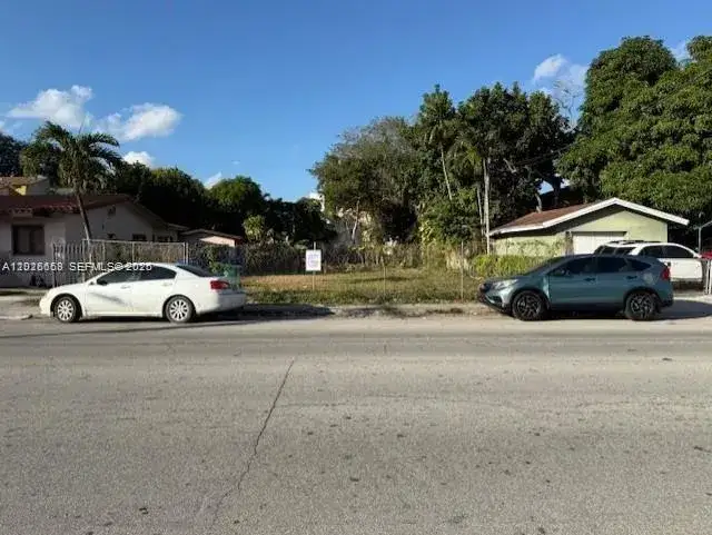 Commercial Land for sale at 1121 NW 2nd St, Miami FL 33128