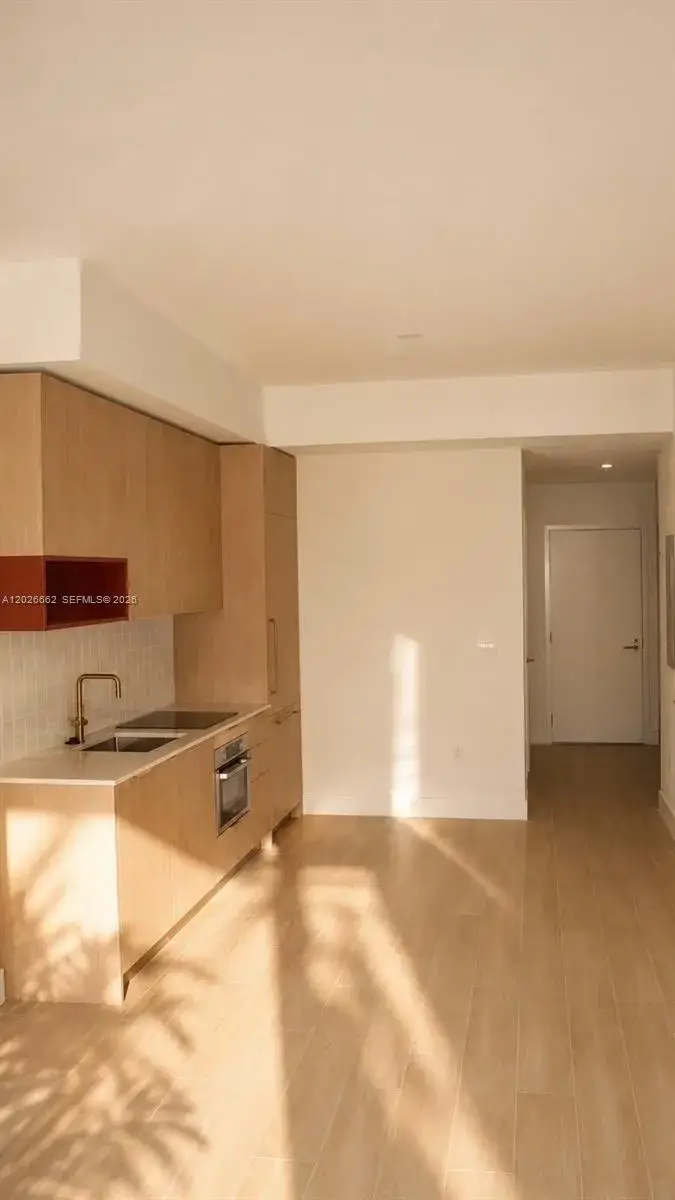 1 bedroom 2 bath Residential Lease for rent at 90 NE 32nd St. # 209, Miami FL 33137