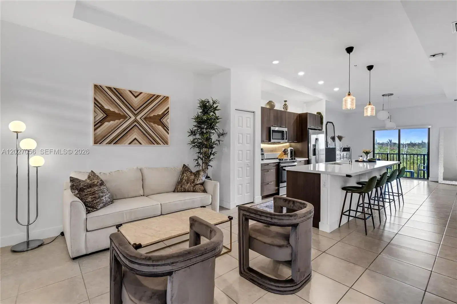 2 bedroom 2 bath Residential for sale at 8175 NW 104th Ave # 32, Doral FL 33178