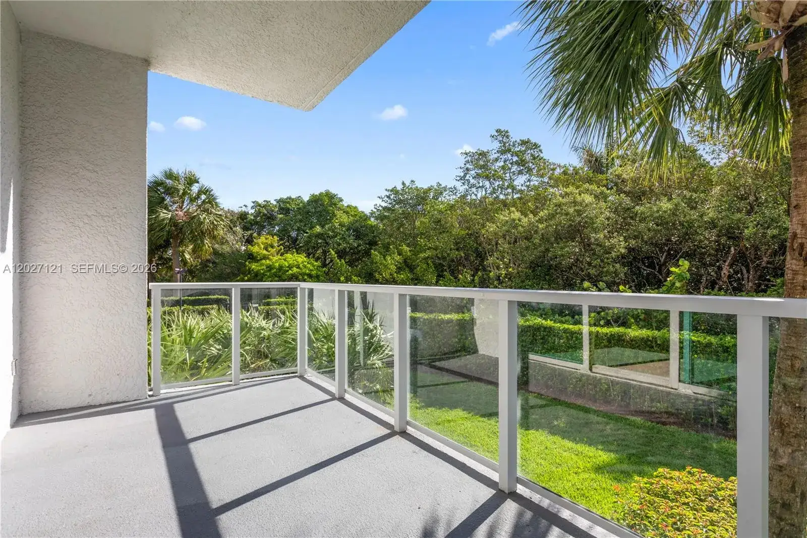 2 bedroom 2 bath Residential for sale at 15051 Royal Oaks Ln # 101, North Miami FL 33181