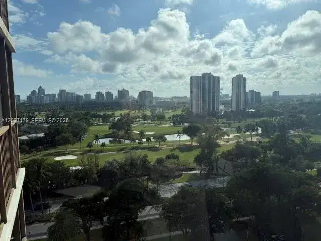 3 bedroom 2 bath Residential for sale at 3375 N Country Club Dr # 1409, Aventura FL 33180