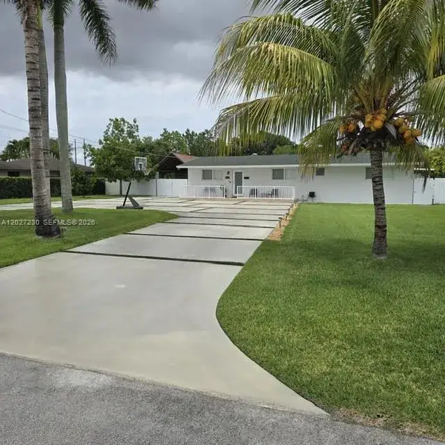 3 bedroom 2 bath Residential Lease for rent at 10245 SW 68th St # 10245, Miami FL 33173