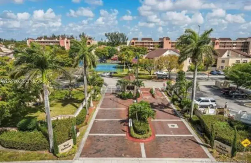 2 bedroom 2 bath Residential for sale at 10253 NW 9th Street Cir # 6, Miami FL 33172