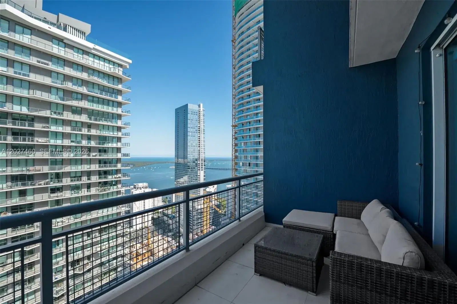 1 bedroom 1 bath Residential for sale at 60 SW 13th St # 4408, Miami FL 33130