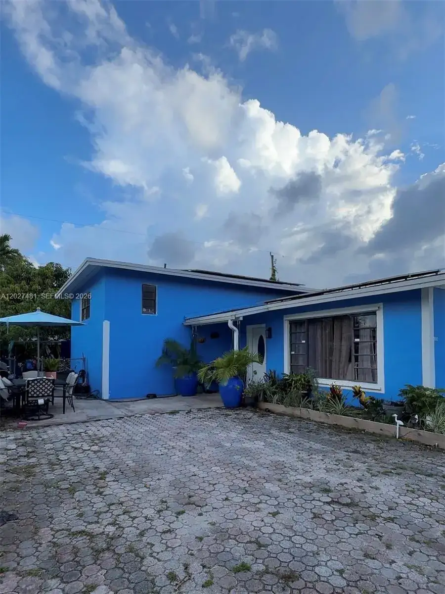 3 bedroom 2 bath Residential for sale at 1300 NE 203rd St, Miami FL 33179