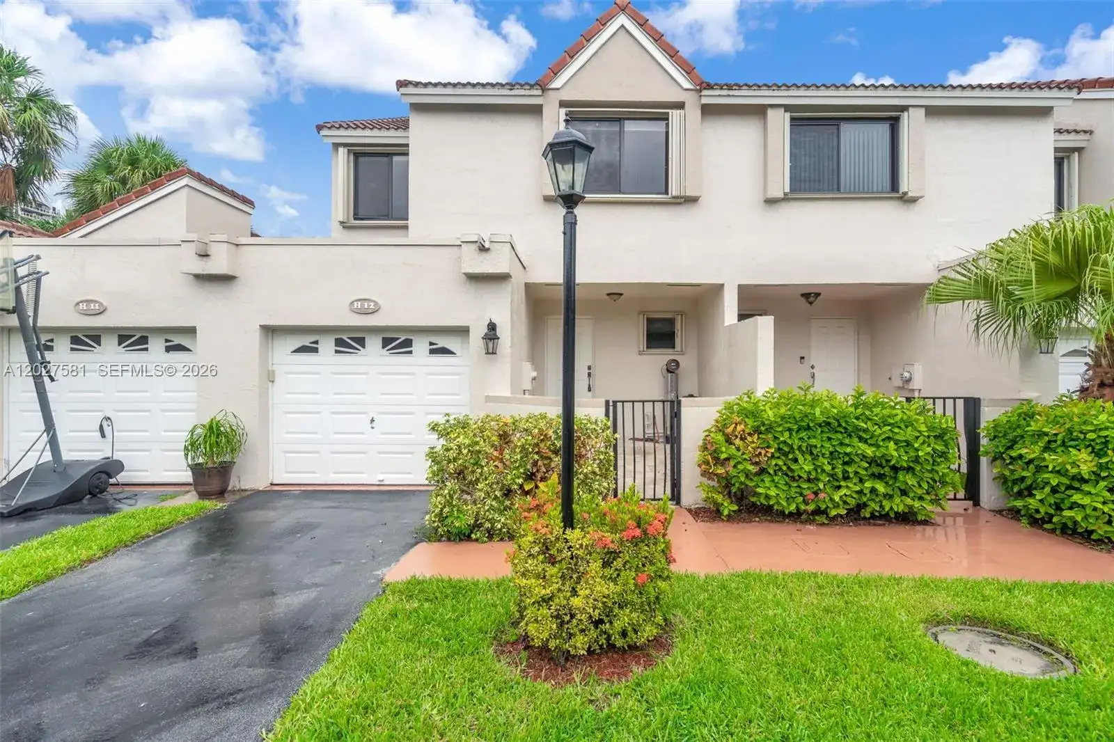 3 bedroom 2 bath Residential for sale at 21160 Mainsail Cir # H12, Aventura FL 33180