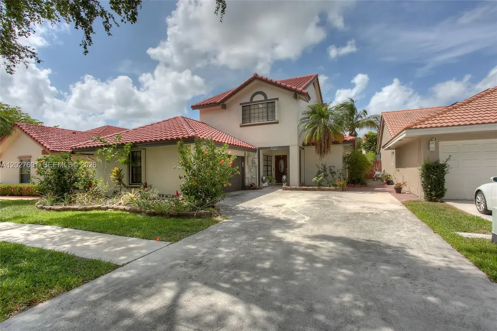 4 bedroom 3 bath Residential for sale at 9521 NW 18th Mnr, Plantation FL 33322