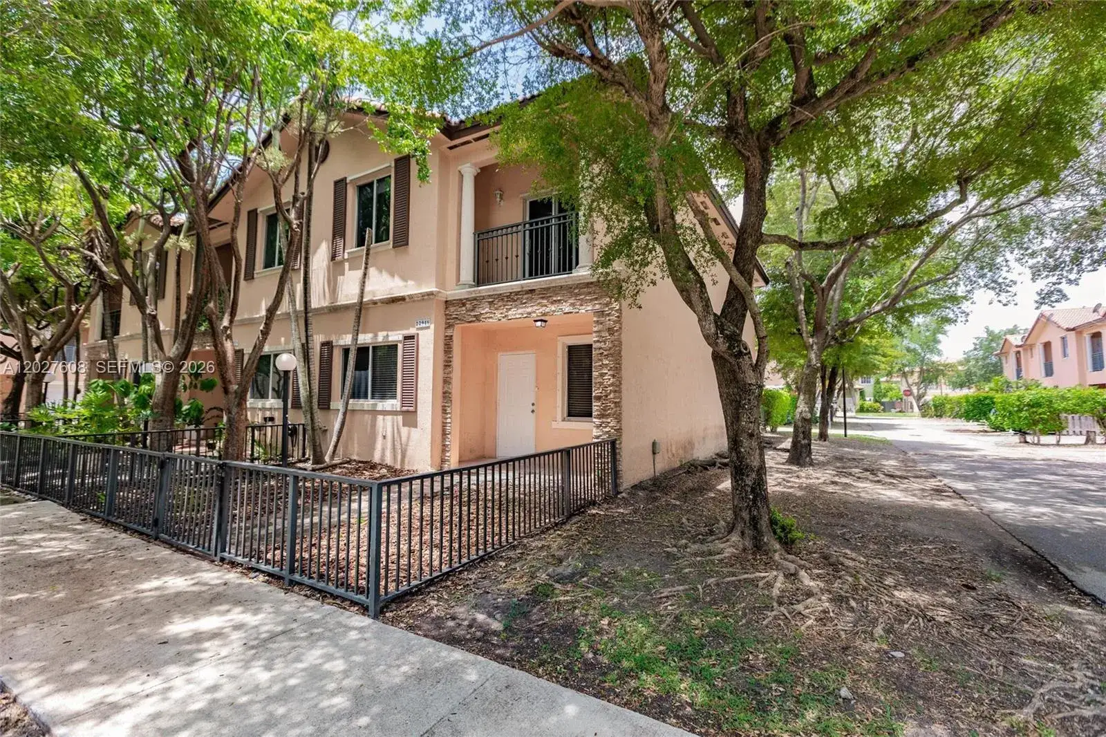 4 bedroom 2 bath Residential for sale at 22946 SW 112th Pl, Miami FL 33170