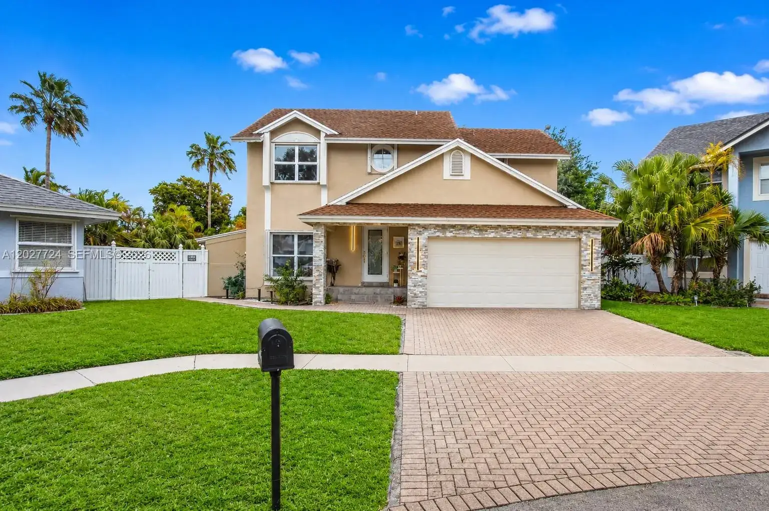 4 bedroom 2 bath Residential for sale at 1051 SW 95th Ter, Pembroke Pines FL 33025