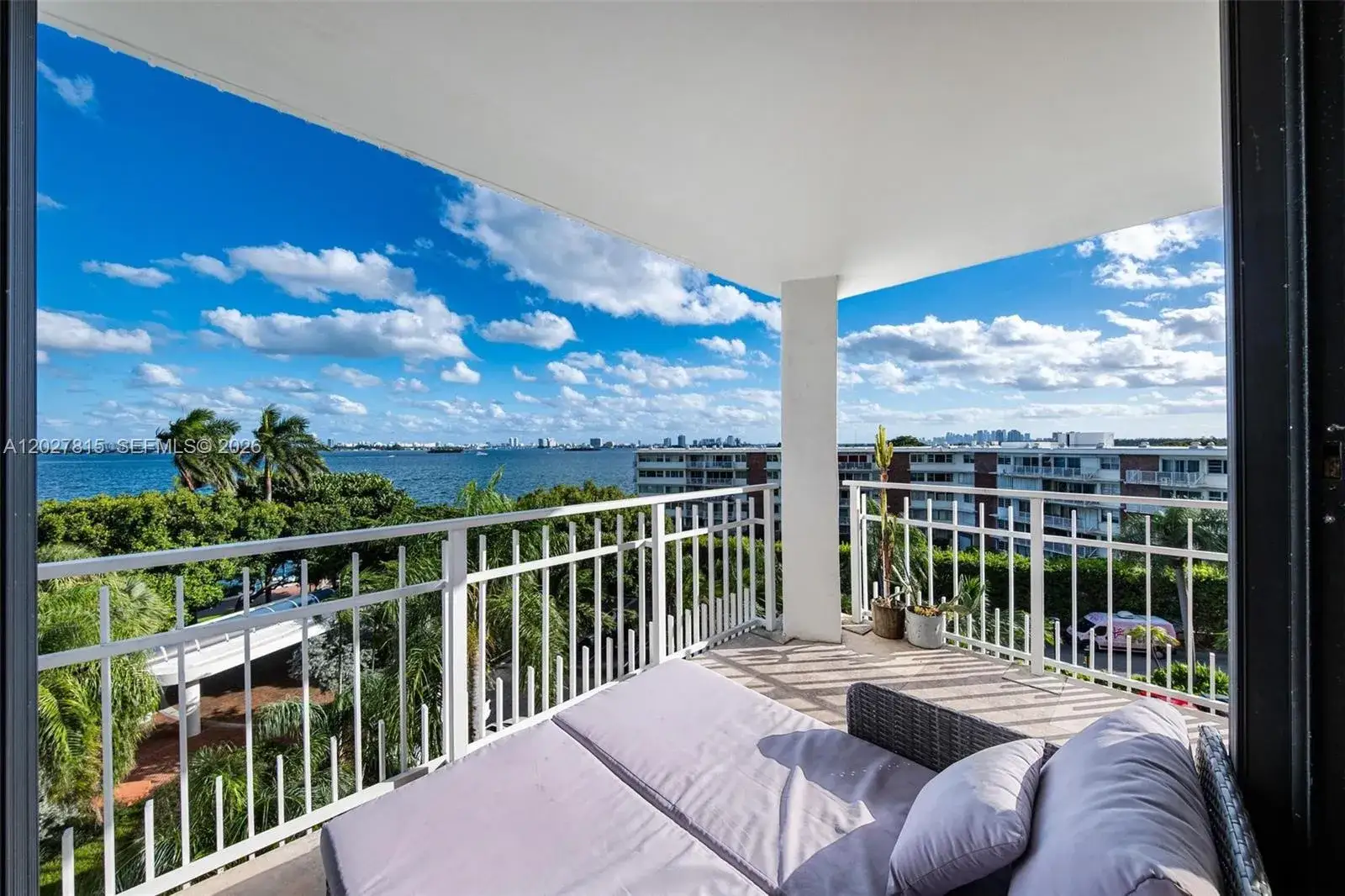 2 bedroom 2 bath Residential for sale at 4000 Towerside Ter # 604, Miami FL 33138