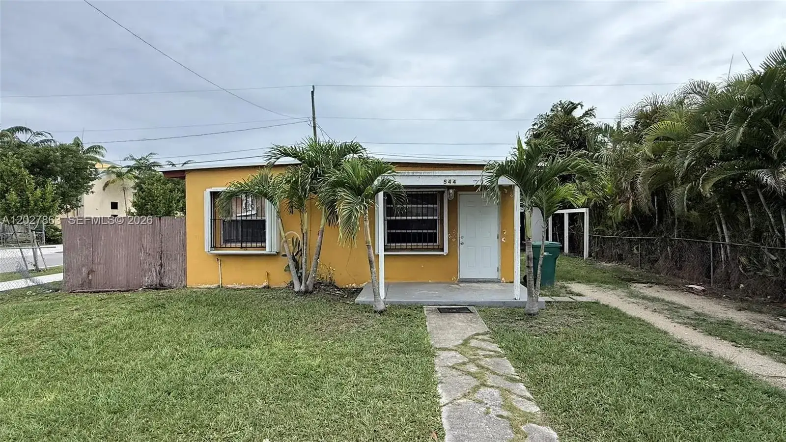 2 bedroom 1 bath Residential for sale at 544 NW 10th St, Florida City FL 33034