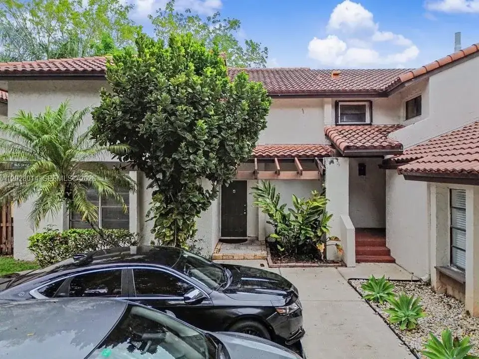 2 bedroom 2 bath Residential for sale at 11105 SW 132nd Ct # 4, Miami FL 33186