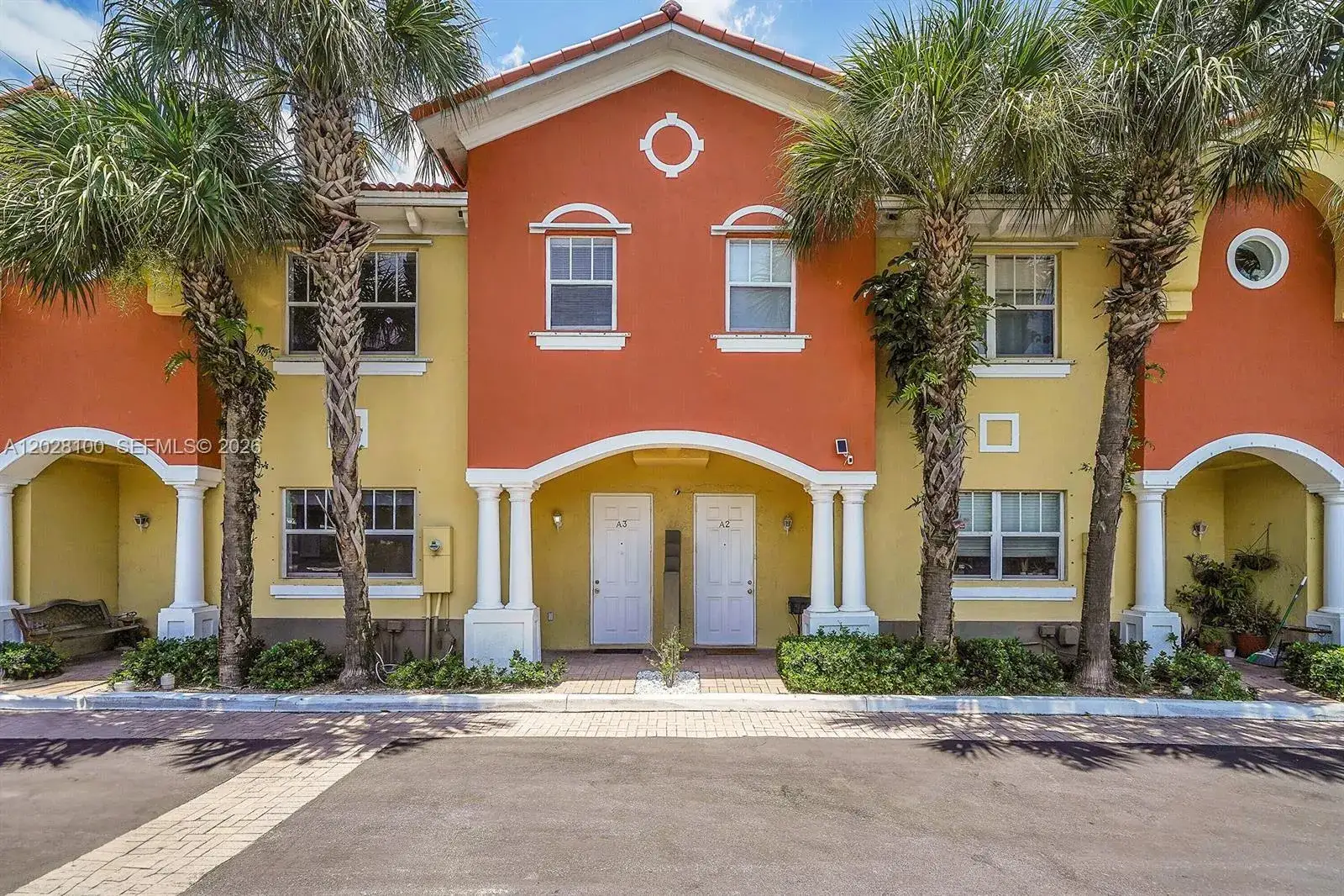 3 bedroom 2 bath Residential Lease for rent at 2620 Pierce St # A3, Hollywood FL 33020