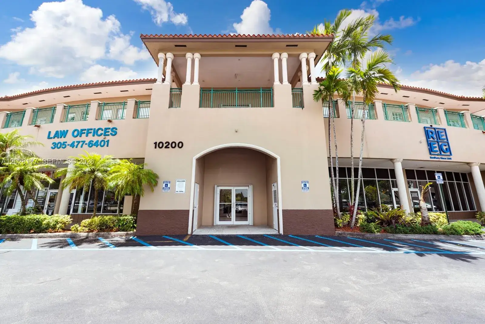 Commercial Sale for sale at 10200 NW 25th St # A105, Doral FL 33172