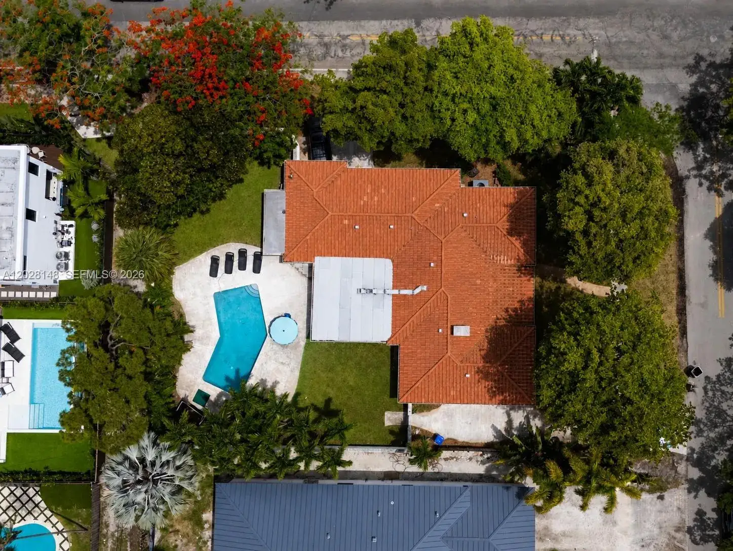 4 bedroom 4 bath Residential for sale at 549 NE 12th Ave, Fort Lauderdale FL 33301
