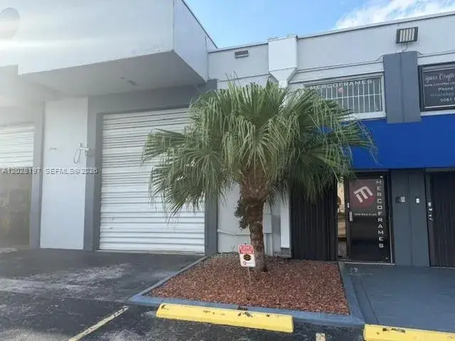 Commercial Sale for sale at 5555 NW 74th Ave # 5555, Miami FL 33166