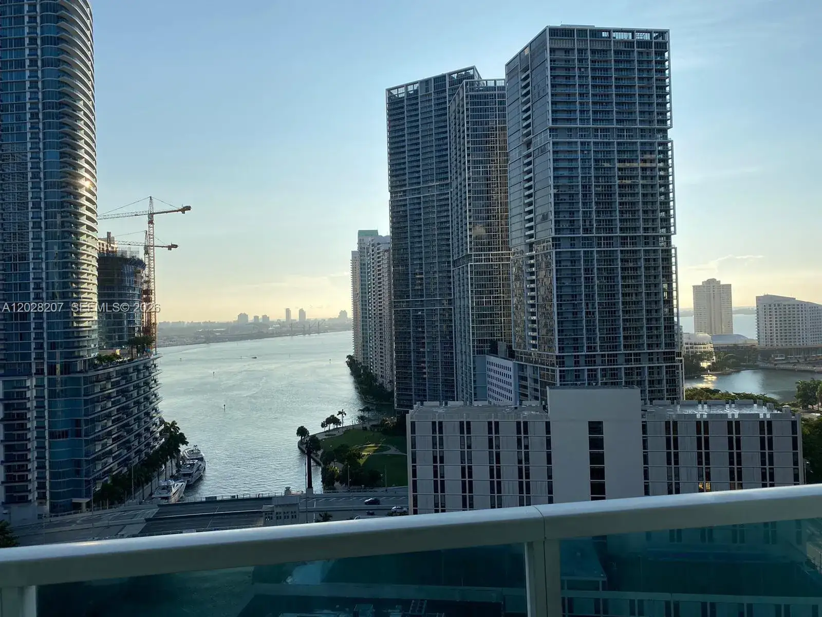 2 bedroom 2 bath Residential Lease for rent at 31 SE 5th St # 2308, Miami FL 33131